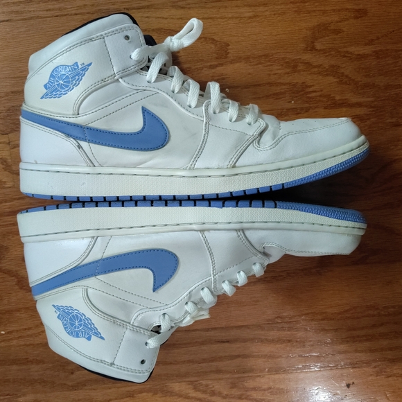 Jordan 1 Legend Blue - Picture 5 of 10